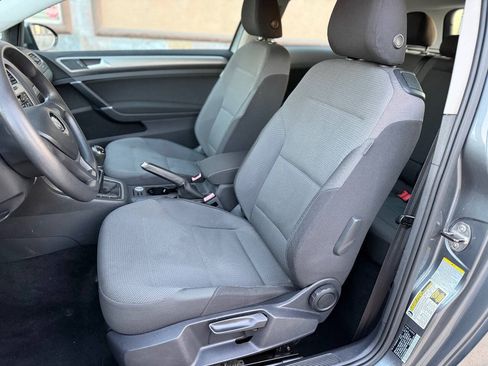 Used 2015 Volkswagen Golf Launch Edition FWD image 13
