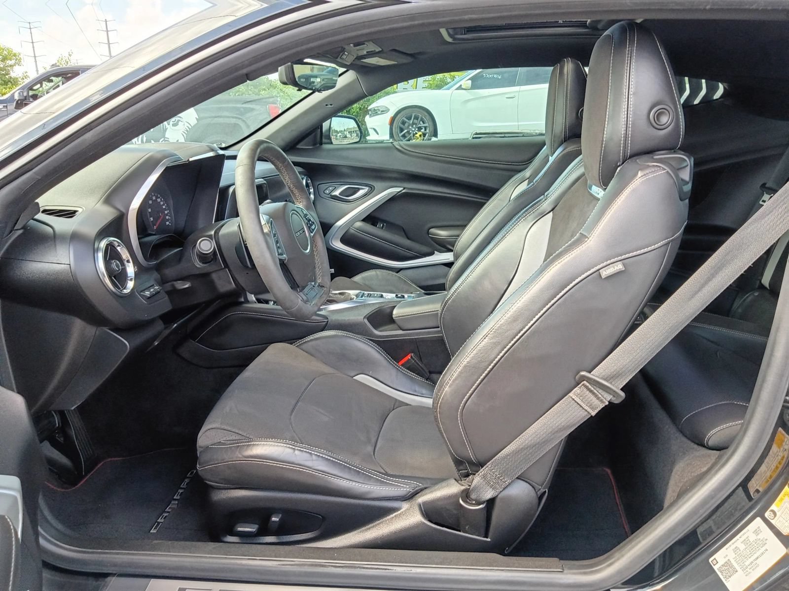 Used 2021 Chevrolet Camaro SS RWD image 27