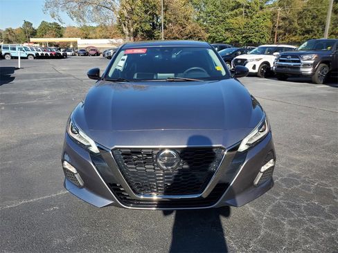 Certified 2022 Nissan Altima 2.5 SR image 8