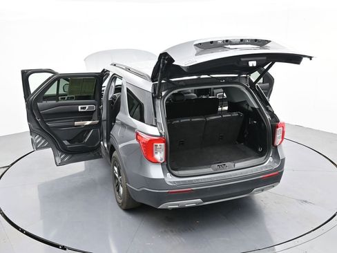 Used 2023 Ford Explorer XLT w/ Equipment Group 202A image 39