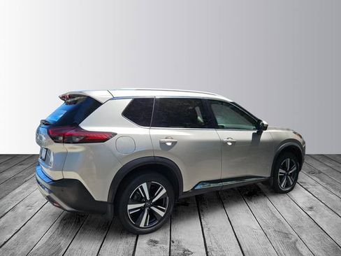 Used 2023 Nissan Rogue SL FWD image 5