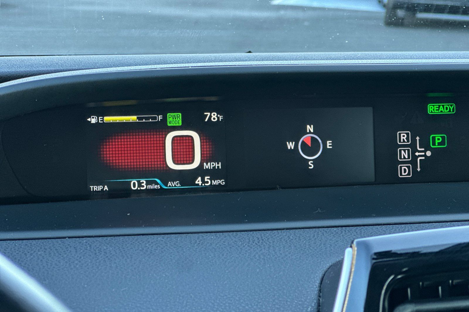 Used 2016 Toyota Prius Three FWD image 39
