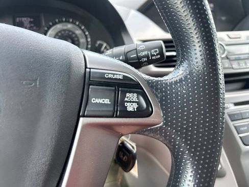 Used 2016 Honda Odyssey LX image 25