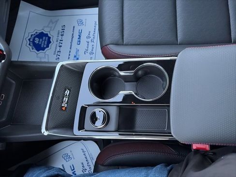 New 2026 Chevrolet Equinox RS w/ LPO, Floor Liner Package image 24