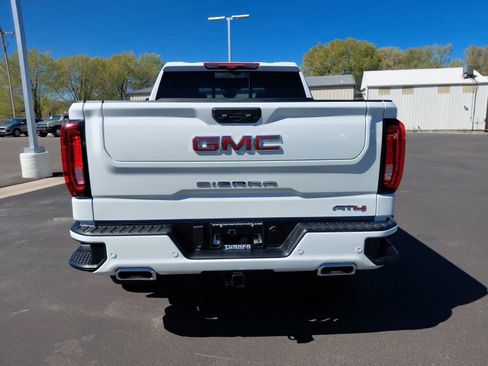 New 2026 GMC Sierra 1500 AT4 w/ AT4 Premium Package image 4