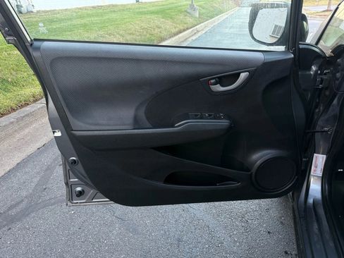Used 2012 Honda Fit image 12