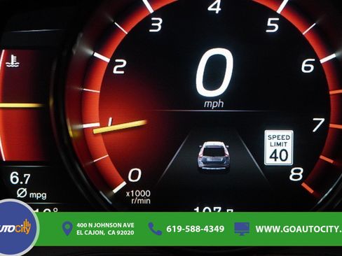 Used 2017 Volvo XC60 T6 R-Design w/ Climate Package AWD/4WD image 3