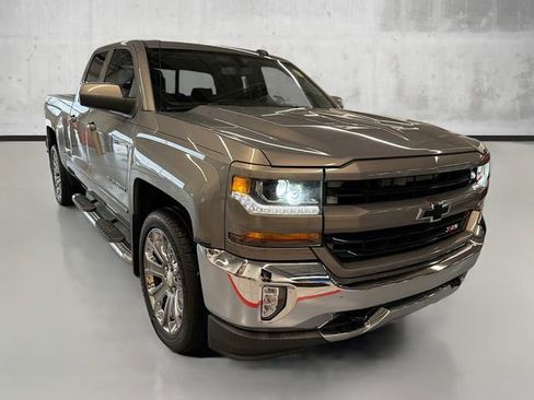 Used 2017 Chevrolet Silverado 1500 LT w/ All Star Edition image 3