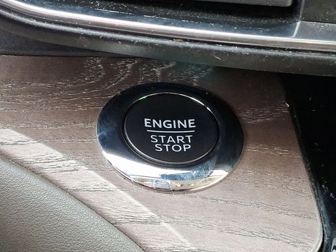 Certified 2022 Ford Explorer Platinum w/ Equipment Group 601A image 26