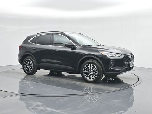 New 2025 Ford Escape SE image 22