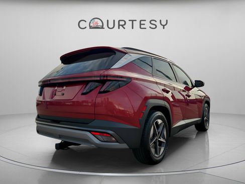 Used 2025 Hyundai Tucson SEL image 4