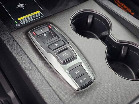 Used 2025 Honda Passport TrailSport image 30