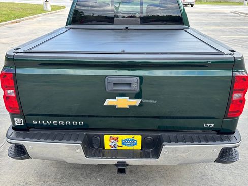 Used 2015 Chevrolet Silverado 1500 LTZ Z71 w/ LTZ Plus Package image 8