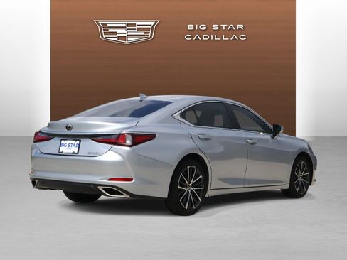 Used 2025 Lexus ES 350 w/ Premium Package FWD image 5