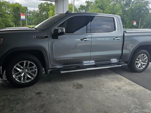 Used 2020 GMC Sierra 1500 SLT w/ SLT Premium Package AWD/4WD image 1