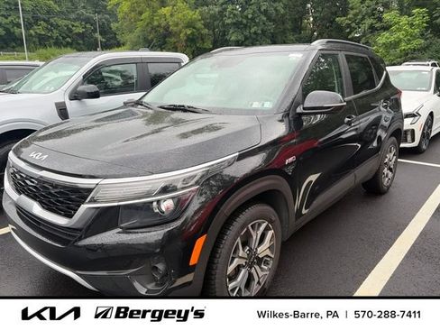 Certified 2022 Kia Seltos EX AWD/4WD image 17