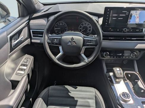 New 2026 Mitsubishi Outlander LE FWD image 16