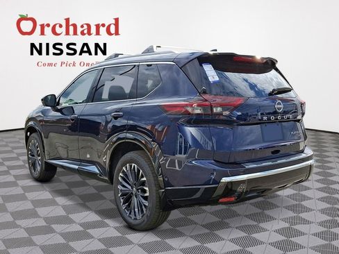New 2026 Nissan Rogue Platinum w/ Platinum Premium Package image 2
