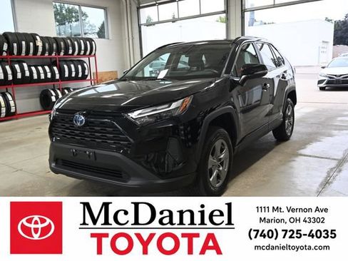 Used 2024 Toyota RAV4 XLE AWD/4WD image 1