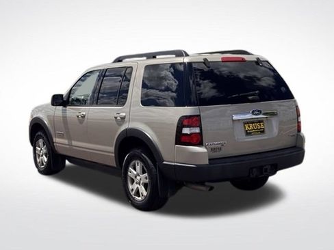 Used 2007 Ford Explorer XLT AWD/4WD image 31