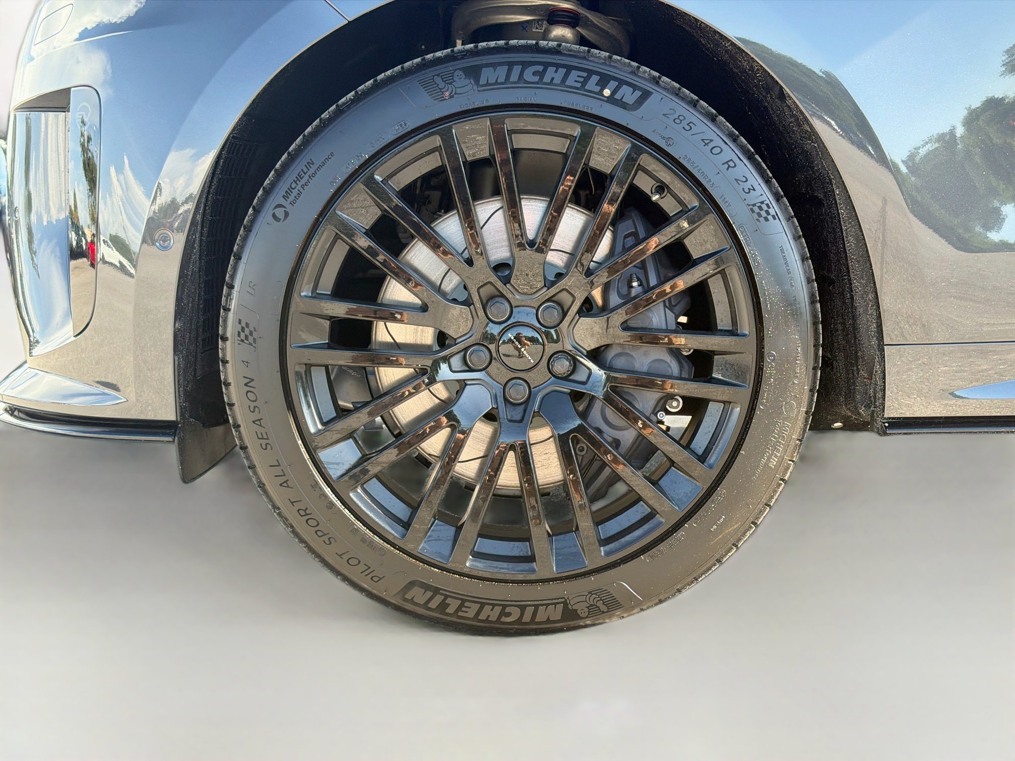 New 2027 Land Rover Range Rover Sport SV AWD/4WD image 43
