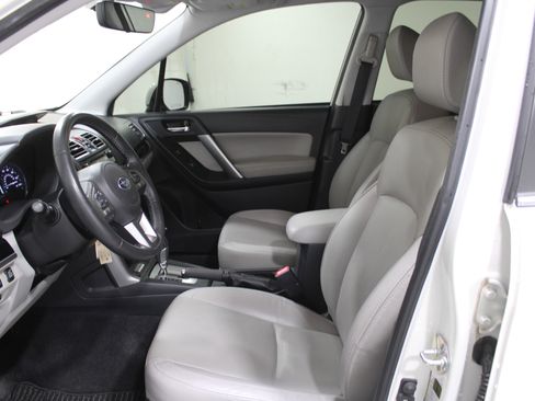 Used 2018 Subaru Forester 2.5i Limited image 3