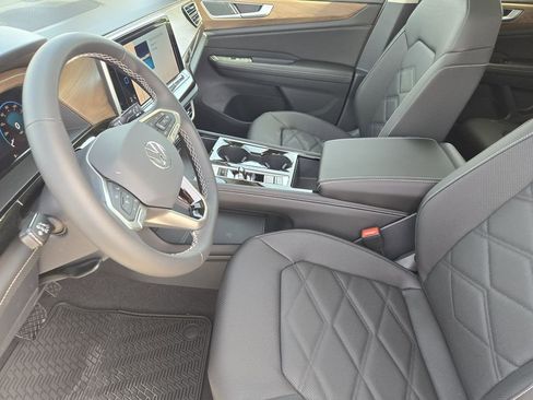 New 2026 Volkswagen Atlas SE AWD/4WD image 11