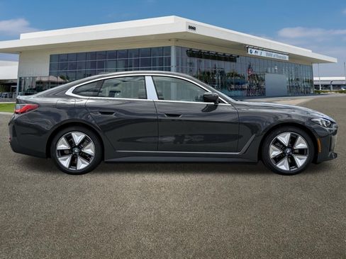 New 2026 BMW i4 eDrive40 w/ Parking Assistance Package RWD image 12