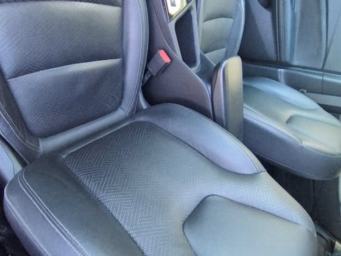 Used 2020 Buick Encore GX Essence FWD image 8