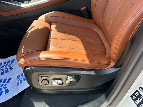 Certified 2026 BMW X7 xDrive40i w/ Premium Package AWD/4WD image 15