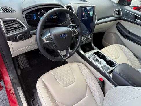 Used 2023 Ford Edge Titanium w/ Class II Trailer Tow Package AWD/4WD image 12