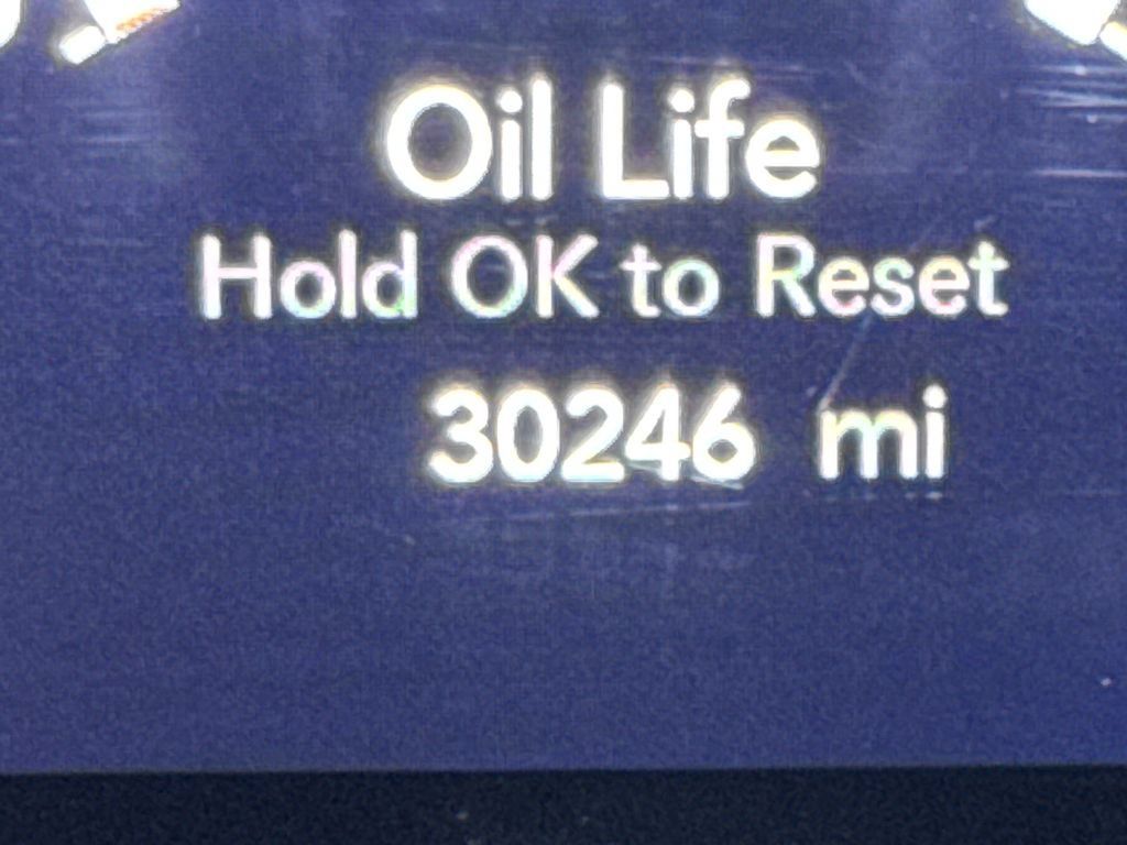 Used 2025 Chrysler Pacifica Select FWD image 39