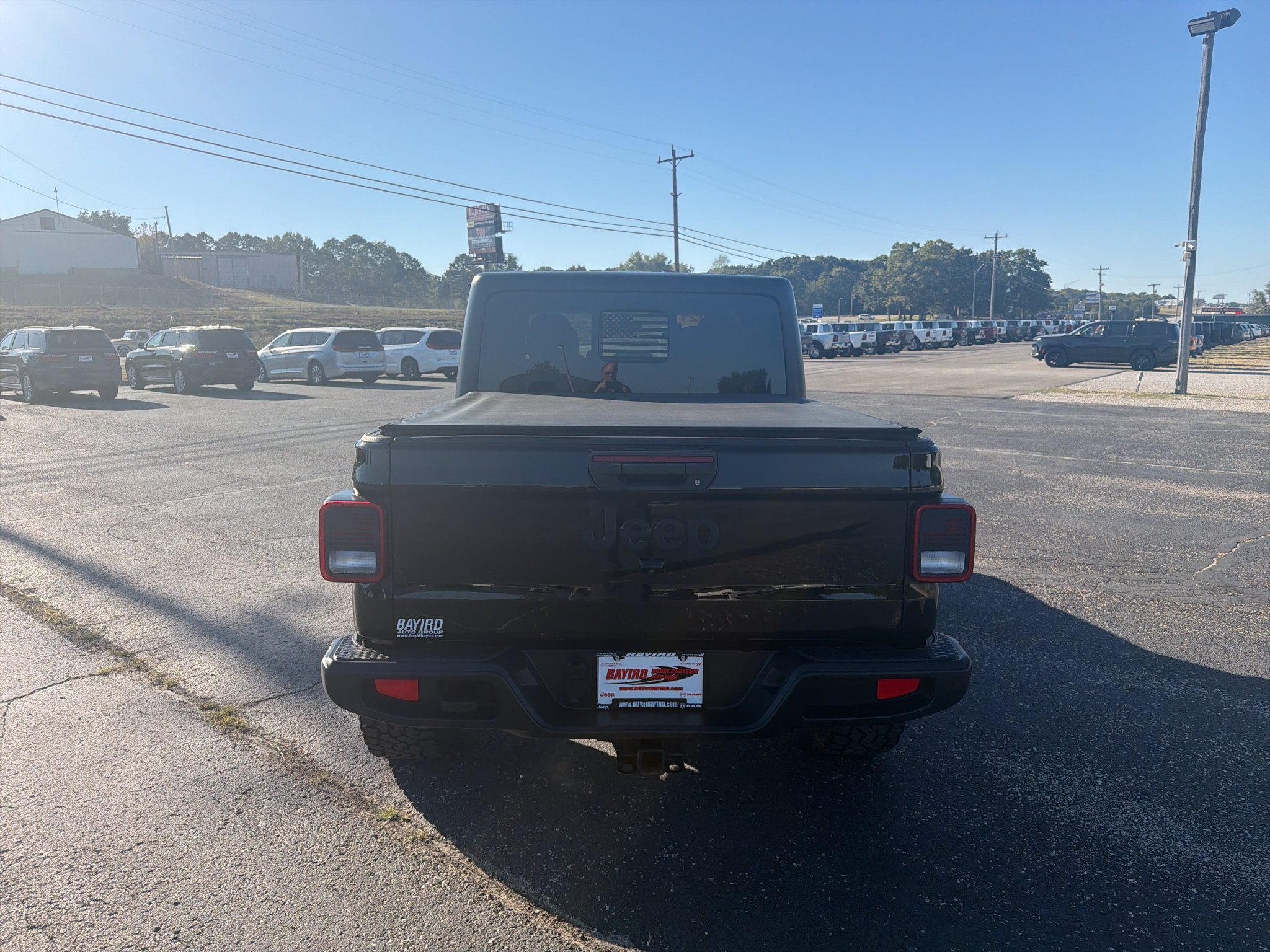 Used 2021 Jeep Gladiator Sport AWD/4WD image 4