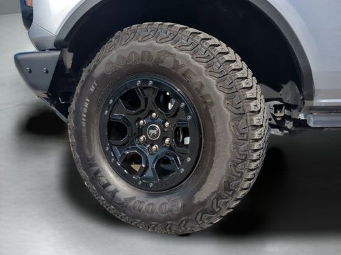 Used 2024 Ford Bronco Wildtrak image 63