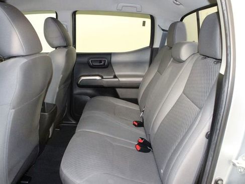 Used 2022 Toyota Tacoma SR5 w/ Technology Package image 11