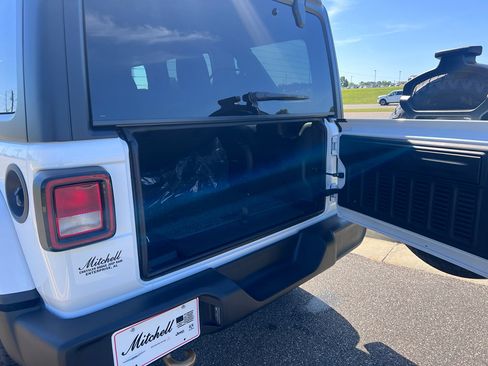 New 2026 Jeep Wrangler Unlimited Sport AWD/4WD image 7