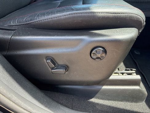 Used 2024 Dodge Durango GT AWD/4WD image 29