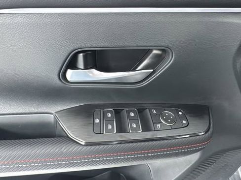 New 2026 Nissan Kicks SR w/ Cold Weather Package AWD/4WD image 19