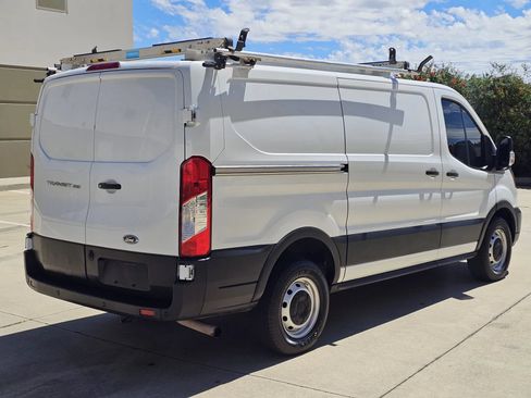 Used 2020 Ford Transit 250 Low Roof RWD image 5