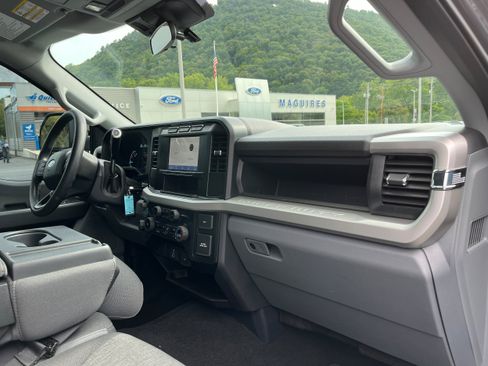 Used 2024 Ford F250 XL w/ STX Appearance Package AWD/4WD image 7