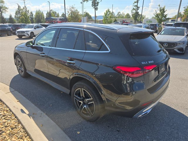 New 2026 Mercedes-Benz GLC 300 4MATIC image 5