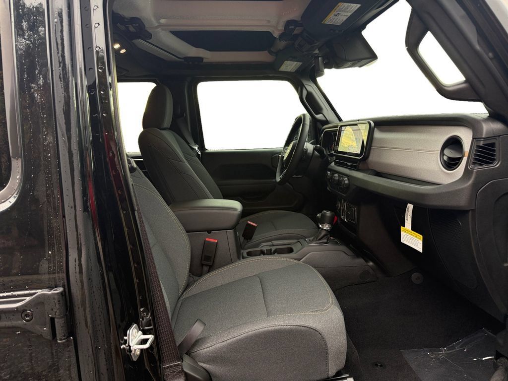 New 2025 Jeep Gladiator Sport AWD/4WD image 15