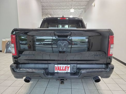 Used 2020 RAM 1500 Big Horn AWD/4WD image 11