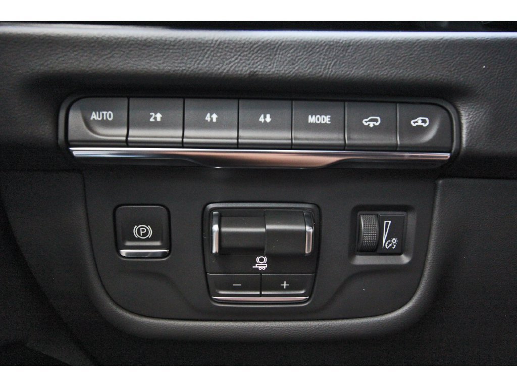 New 2027 Cadillac Escalade Sport w/ Touring Package AWD/4WD image 19