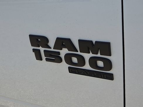 Used 2024 RAM 1500 Warlock AWD/4WD image 12