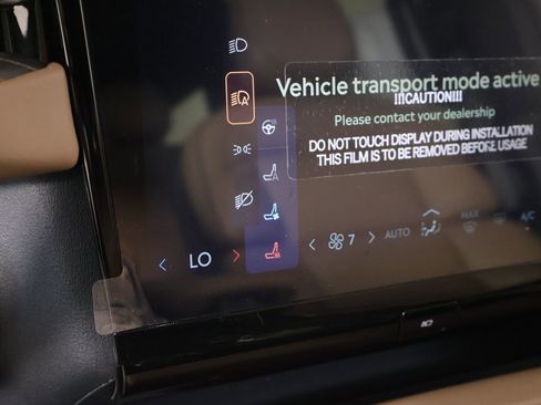 New 2026 Lincoln Navigator Black Label AWD/4WD image 7