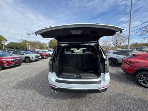New 2026 Chevrolet Tahoe Premier image 8