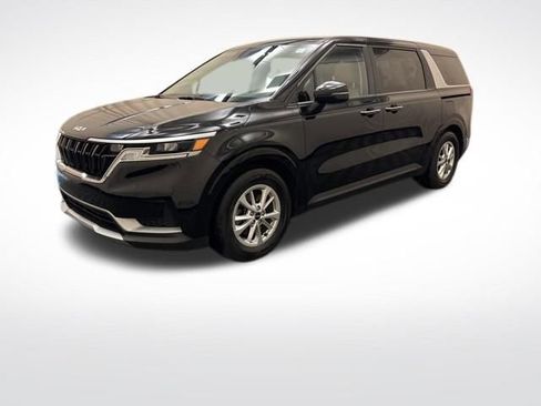 Used 2024 Kia Carnival LX FWD image 1