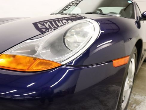 Used 2001 Porsche Boxster RWD image 34