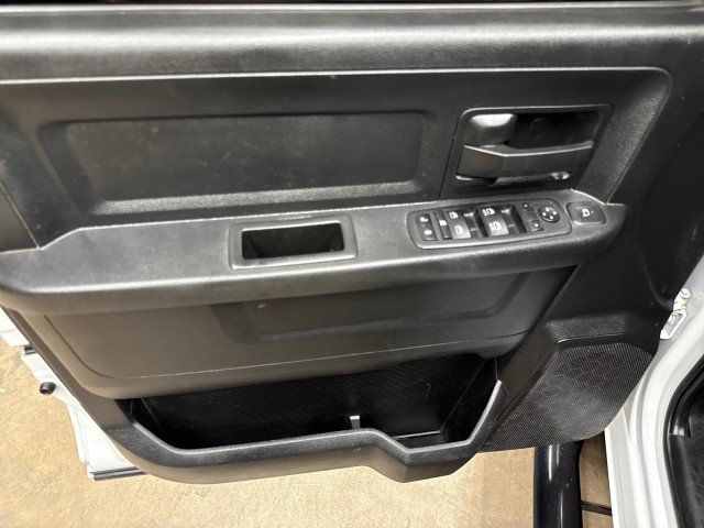 Used 2023 RAM 2500 Tradesman w/ Chrome Appearance Group AWD/4WD image 33